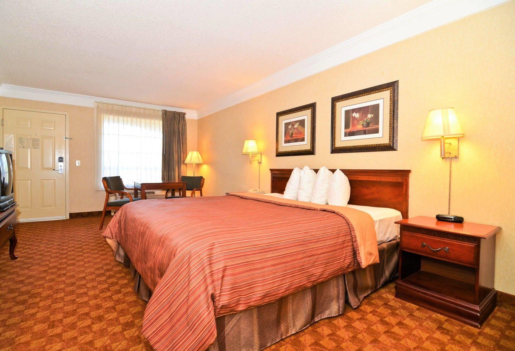Best Western Hawkinsville Inn & Suites Екстер'єр фото