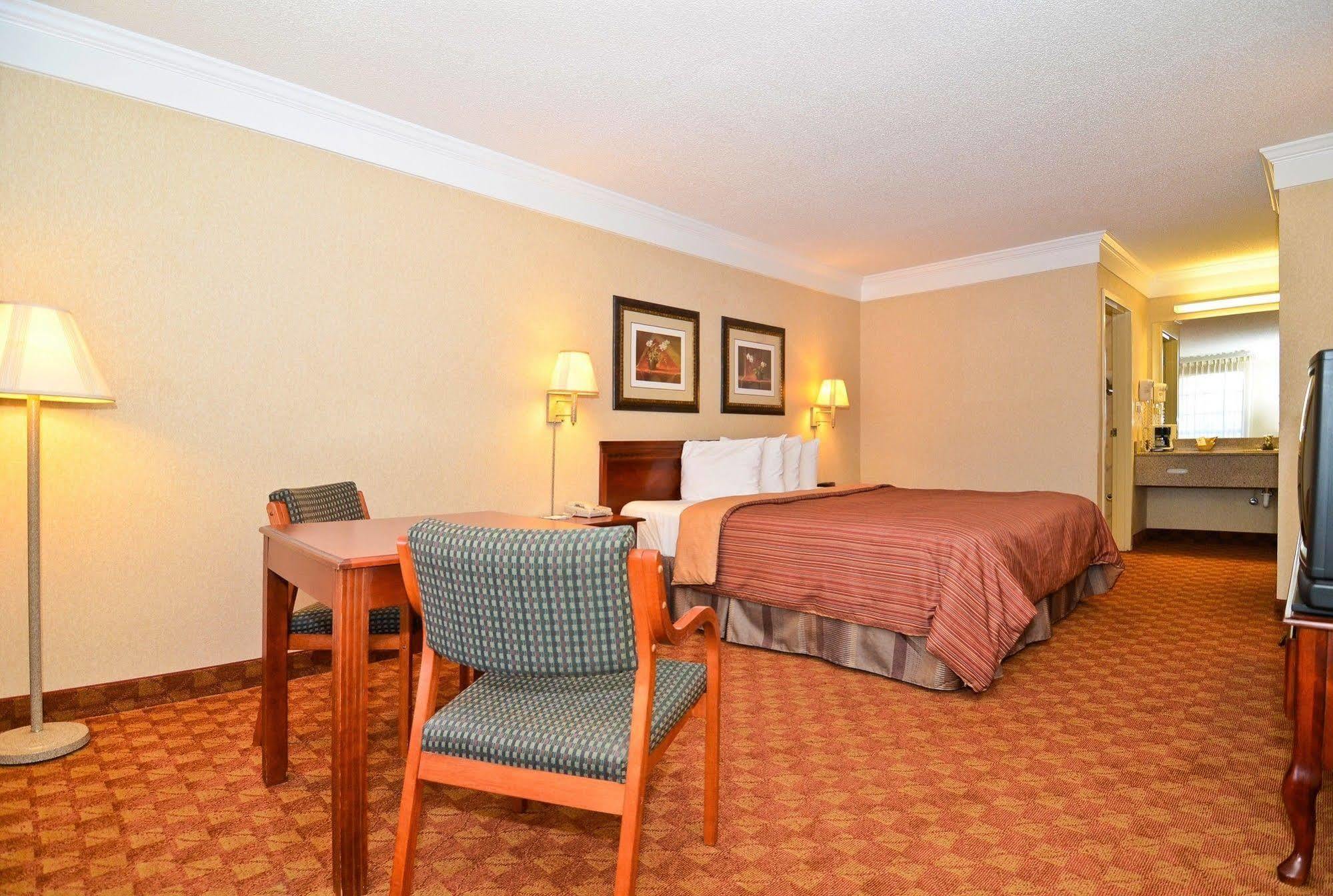 Best Western Hawkinsville Inn & Suites Екстер'єр фото